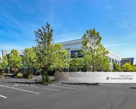 2877 Giffen Avenue