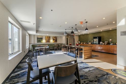 Fairfield Inn & Suites Fort Worth I-30 West Near NAS JRB