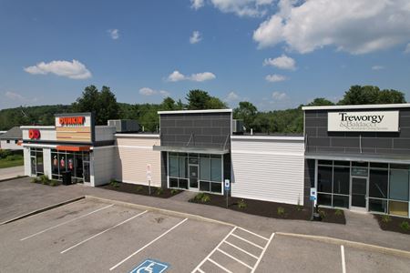 Photo of commercial space at 1896 Lisbon Street in Lewiston