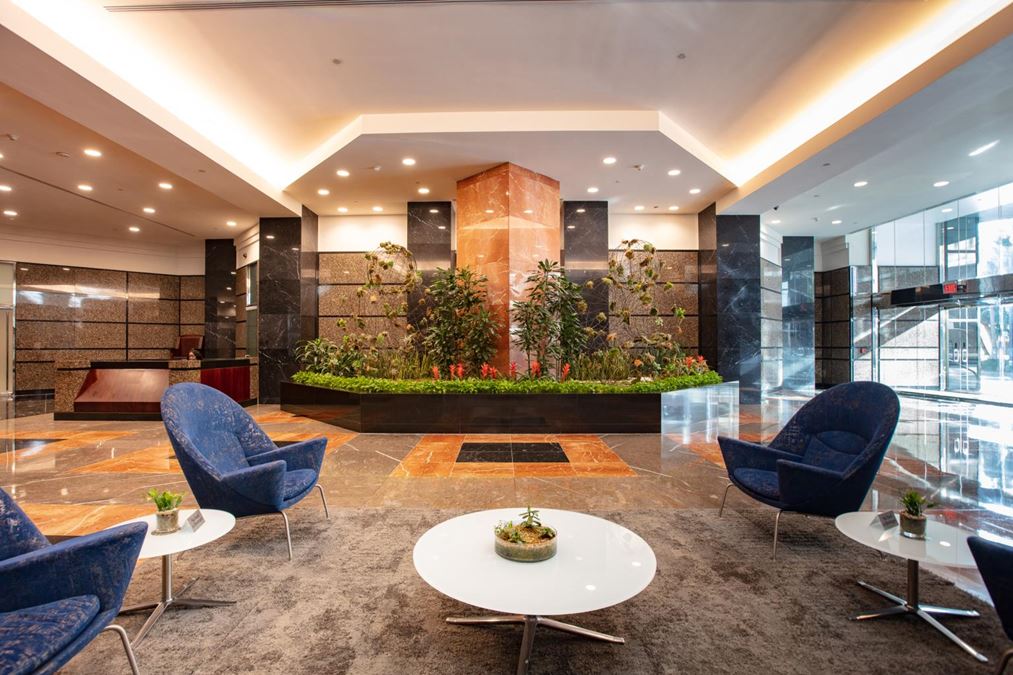 One Lakeway