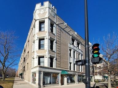 7100 N Sheridan Rd
