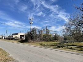 Price Reduced - LaMarque / Texas City Area-  Flex Property For Sale