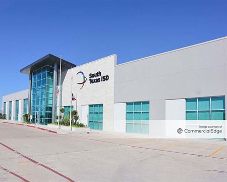 Photo of commercial space at 7001 East Expressway 83 in Mercedes