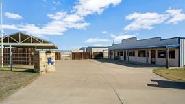 FLEXIBLE MIXED-USE PROPERTY