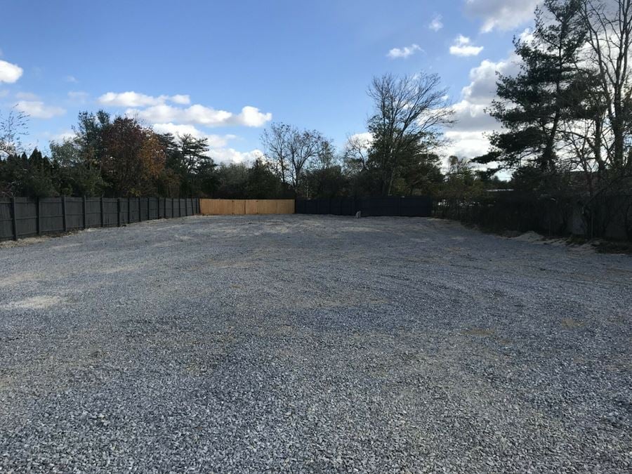 1850 E Jericho Tpke