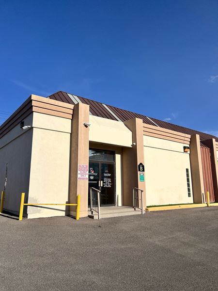 Office space for Rent at 1900 N Mesa St STE B in El Paso