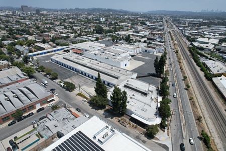 Industrial space for Rent at 800 West Milford Street in Glendale