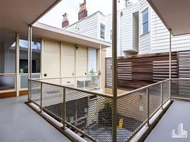 2305 Van Ness Ave