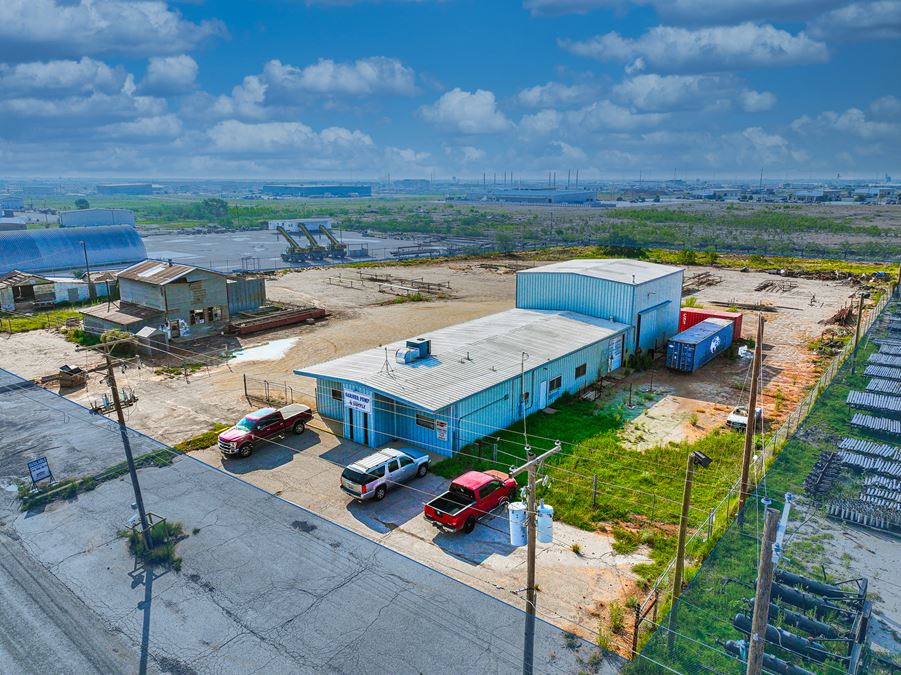 Crane Served Industrial Facility Near I-20