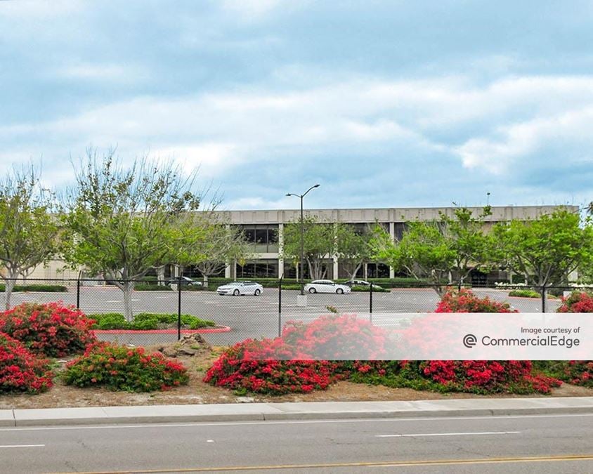 Rancho Vista Corporate Center - 16409 West Bernardo Drive