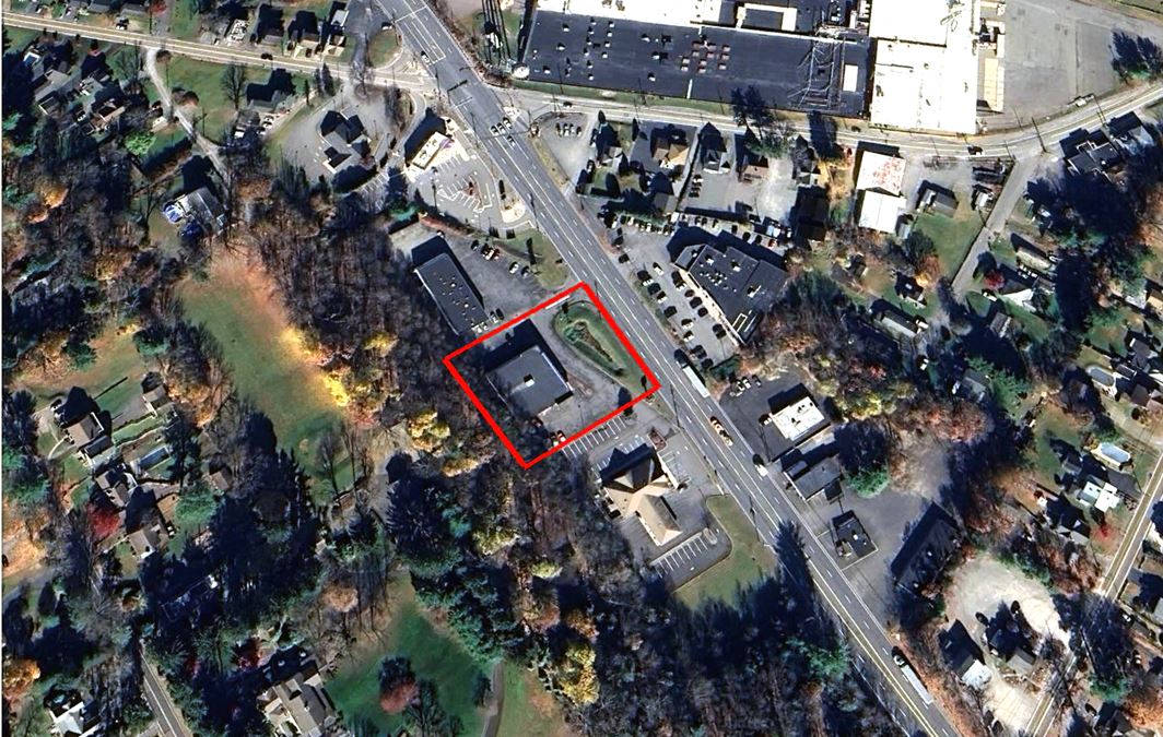 2136 Memorial Hwy.