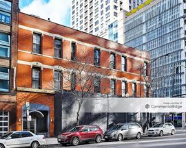 400-408 North Clark Street & 100 West Kinzie Street