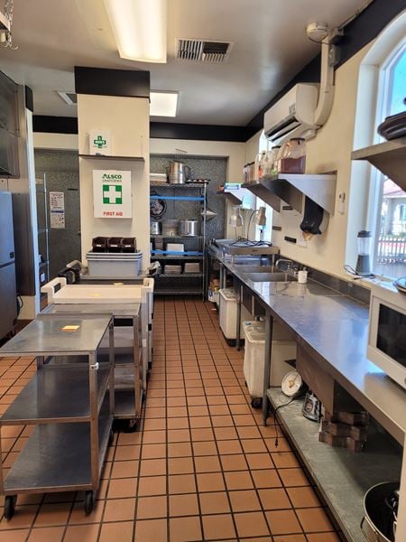 Retail space for Rent at 1309 North Evergreen Road in Spokane Valley