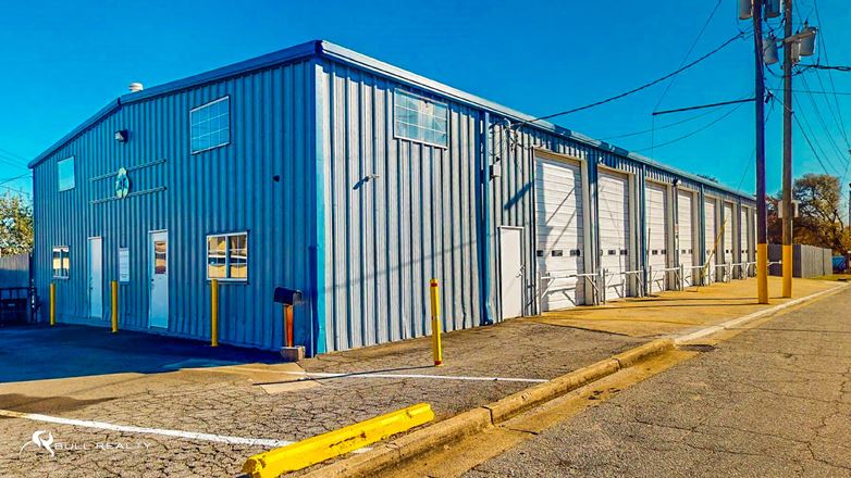 Freestanding Warehouse Building | ±8,050 SF | For Lease