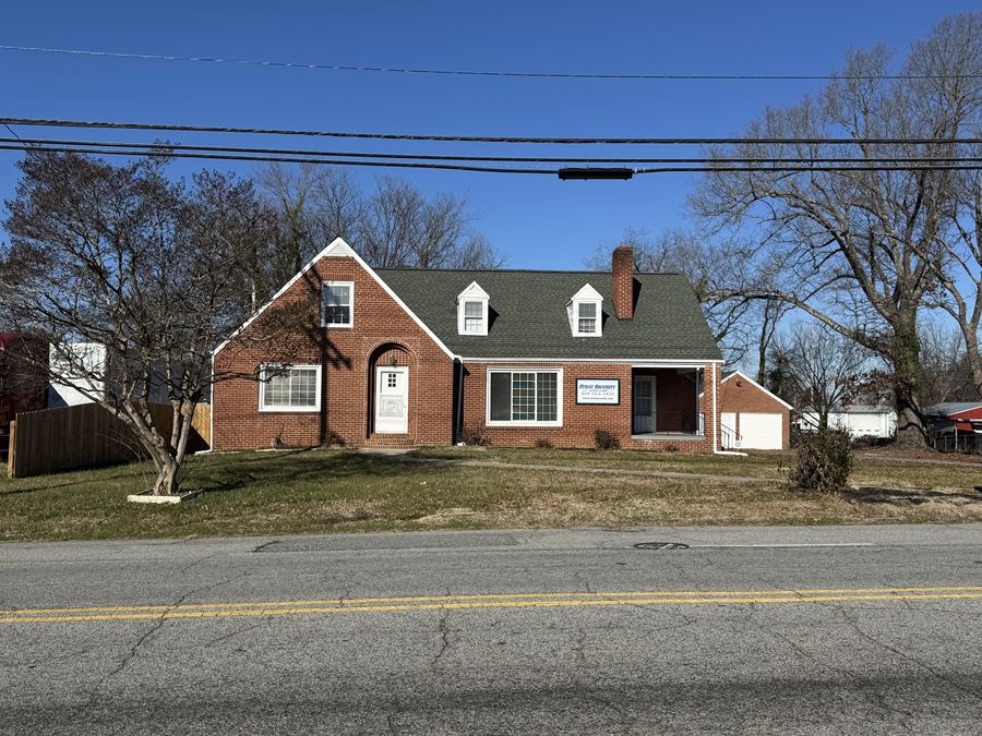 2340 W English Rd