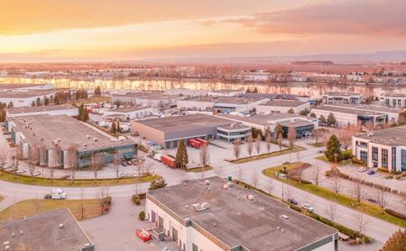 1645     Space Photo Gallery 2