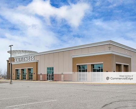 Retail space for Rent at 2420 Cleveland Avenue North in Roseville