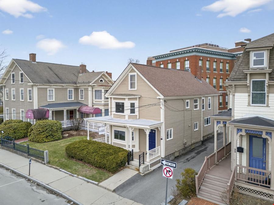 Flexible Use Building | Downtown Nashua | 2,500+/- Usable SF | DMU Zoning