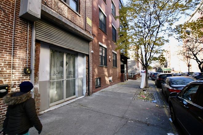 400 S 2nd St