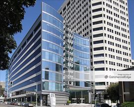 Center 21 - 2100 Franklin Street