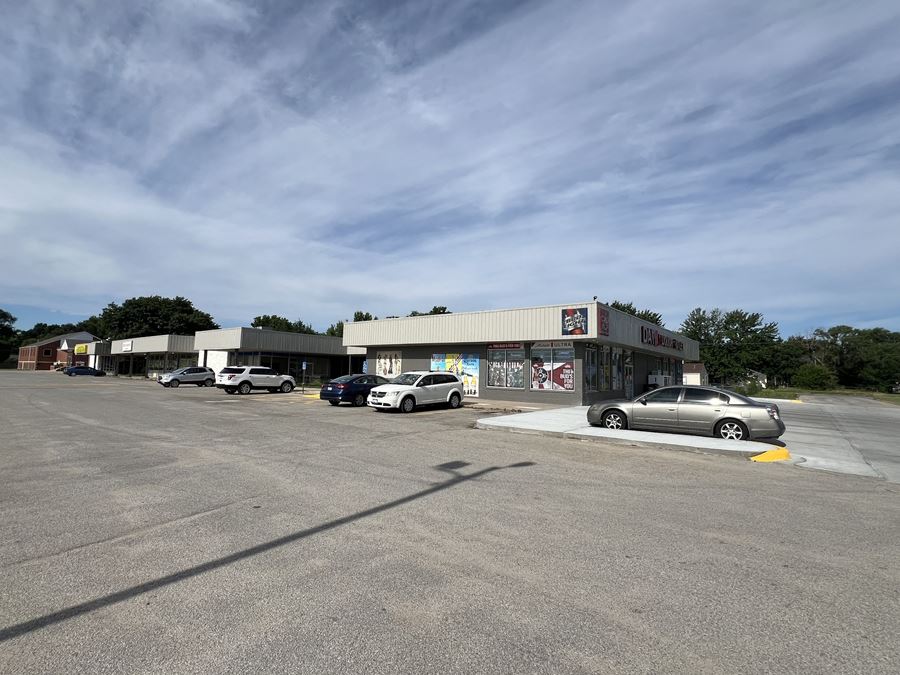 MIDWAY SQUARE SHOPPING CENTER