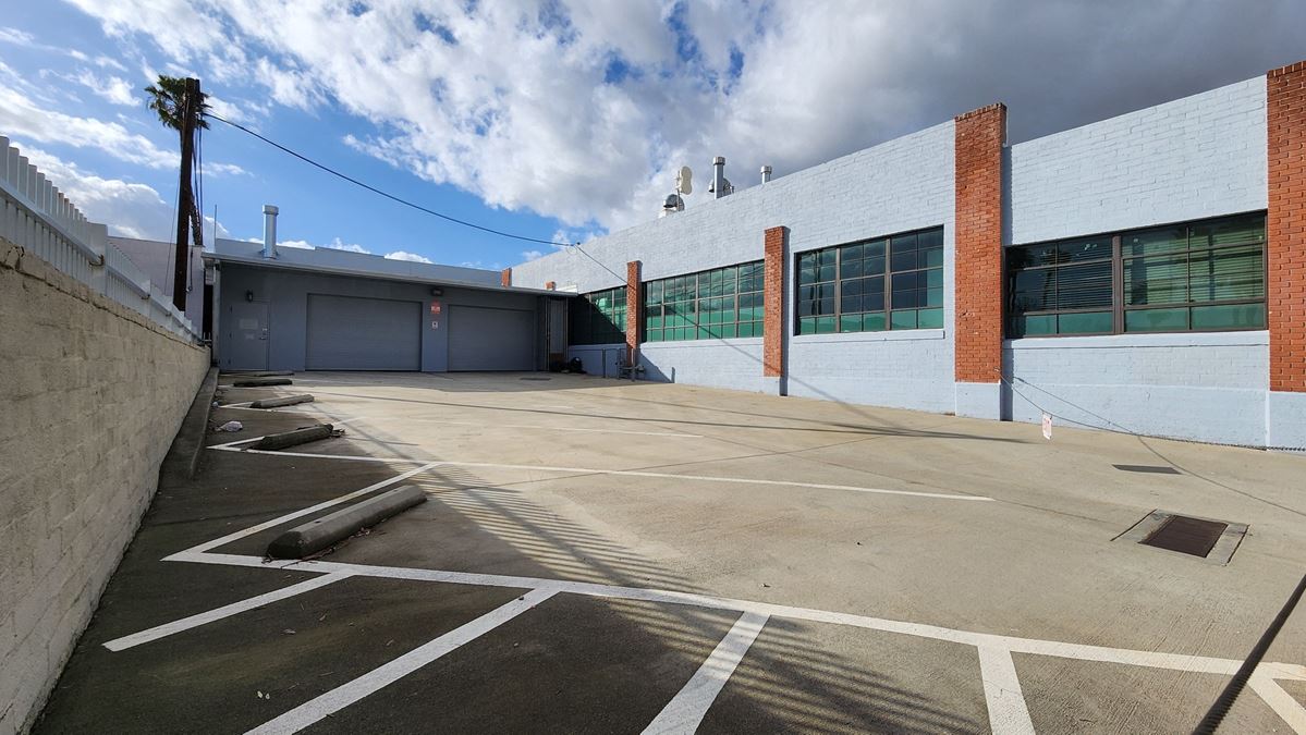 89 North San Gabriel Boulevard