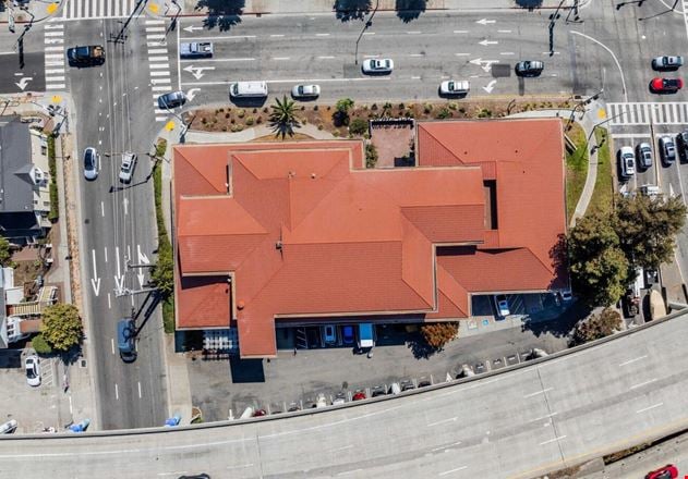 851 Irwin St | 29,923 SF | Office Building