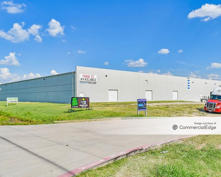 5650 Kroger Drive, Keller, TX 76244