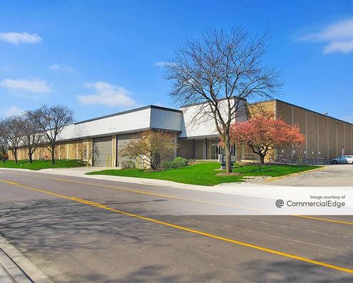 Elk Grove Industrial Park - 2600 Lively Blvd