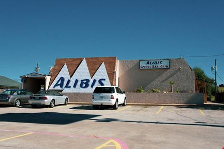 Photo of commercial space at 10601 New Church Road in Dallas