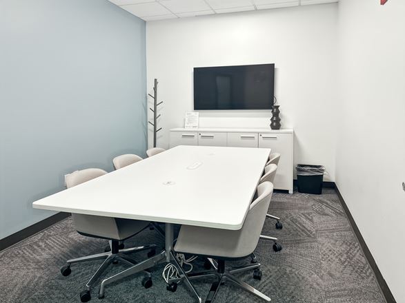 VA, Alexandria - 211 N Union