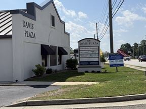 Davis Plaza
