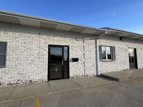 303 Landmark Dr, Suite 1B/2A