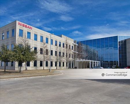 Photo of commercial space at 8900 Freeport Pky in Irving