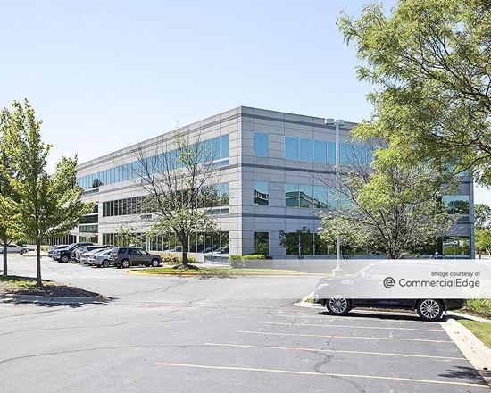 Bannockburn Corporate Center
