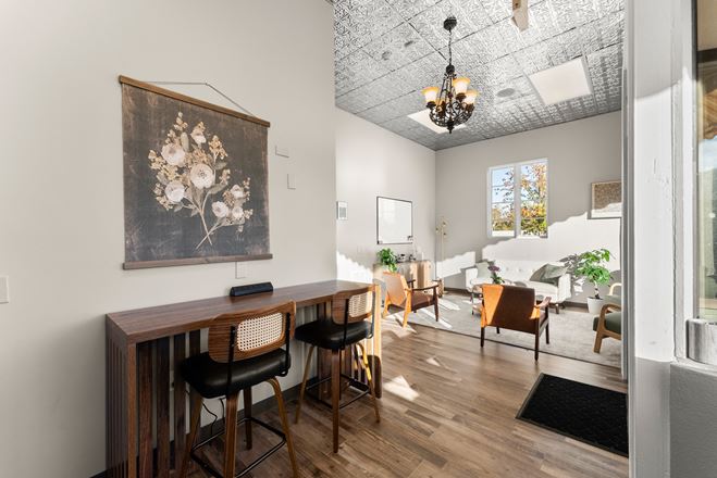 Modern Cowork - Toccoa