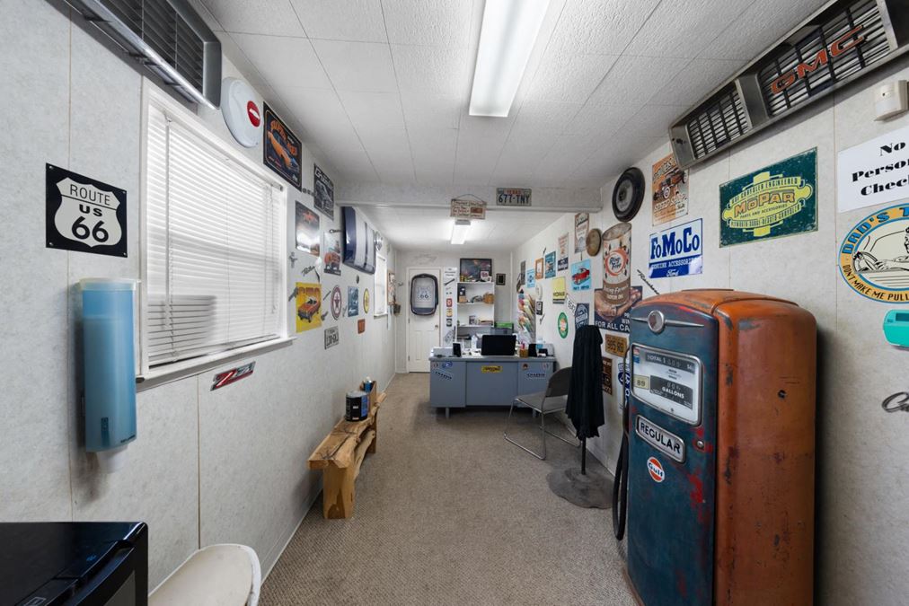 Flex for Sale in Wills Point, TX