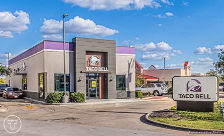 Retail space for Sale at 1330 N Orange Ave in Green Cove Springs