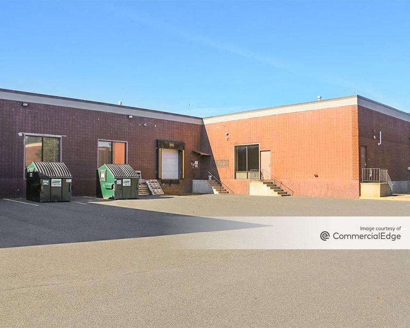 8 Fairfield Blvd 8 Fairfield Blvd Office Building