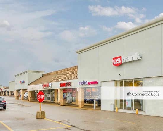 Magic City Plaza 135 Wooster Road North Barberton Oh Retail Building