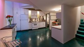 619-621 W McGraw
