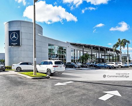 Photo of commercial space at 4400 North Dale Mabry Hwy in Tampa