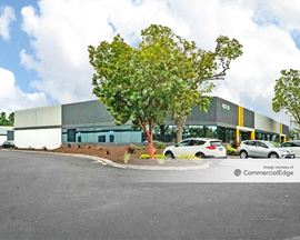 Clipper Court Commerce Center - Buildings 8, 9 & 10