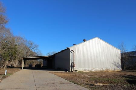 Industrial space for Rent at 109 Campbell Dr in Flora