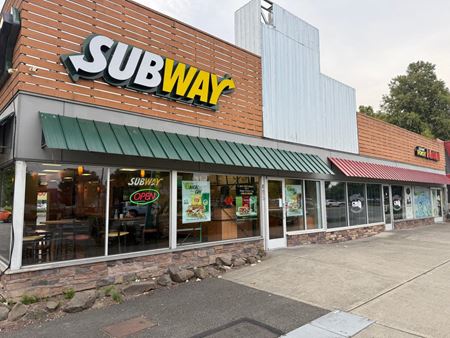 Retail space for Rent at 485 Rainier Ave S in Renton