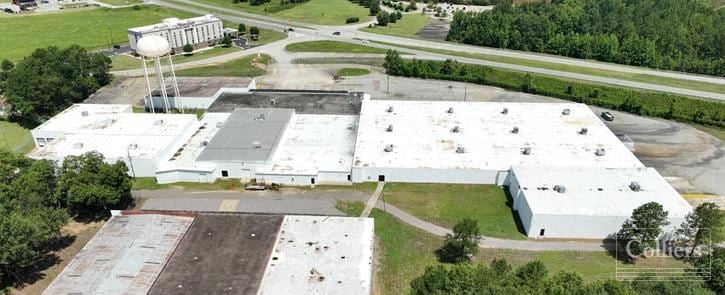 ±193,791 SF  of subdividable industrial buildings available