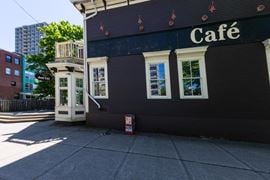 Carlton Houses Commercial