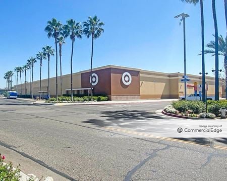 Photo of commercial space at 7600 North Blackstone Avenue in Fresno