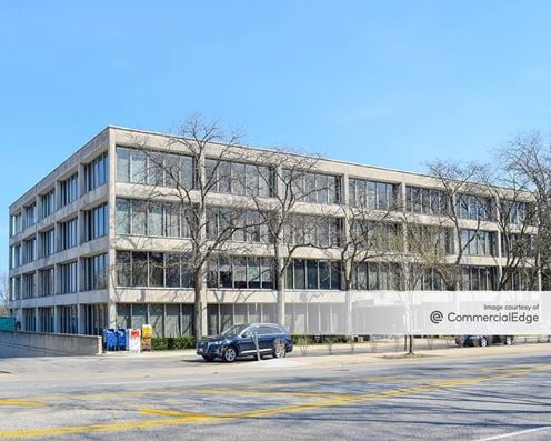 Wi-Fi Executive Building at The Fairway