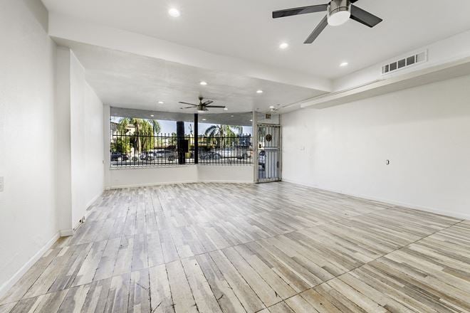2189 Pacific Ave